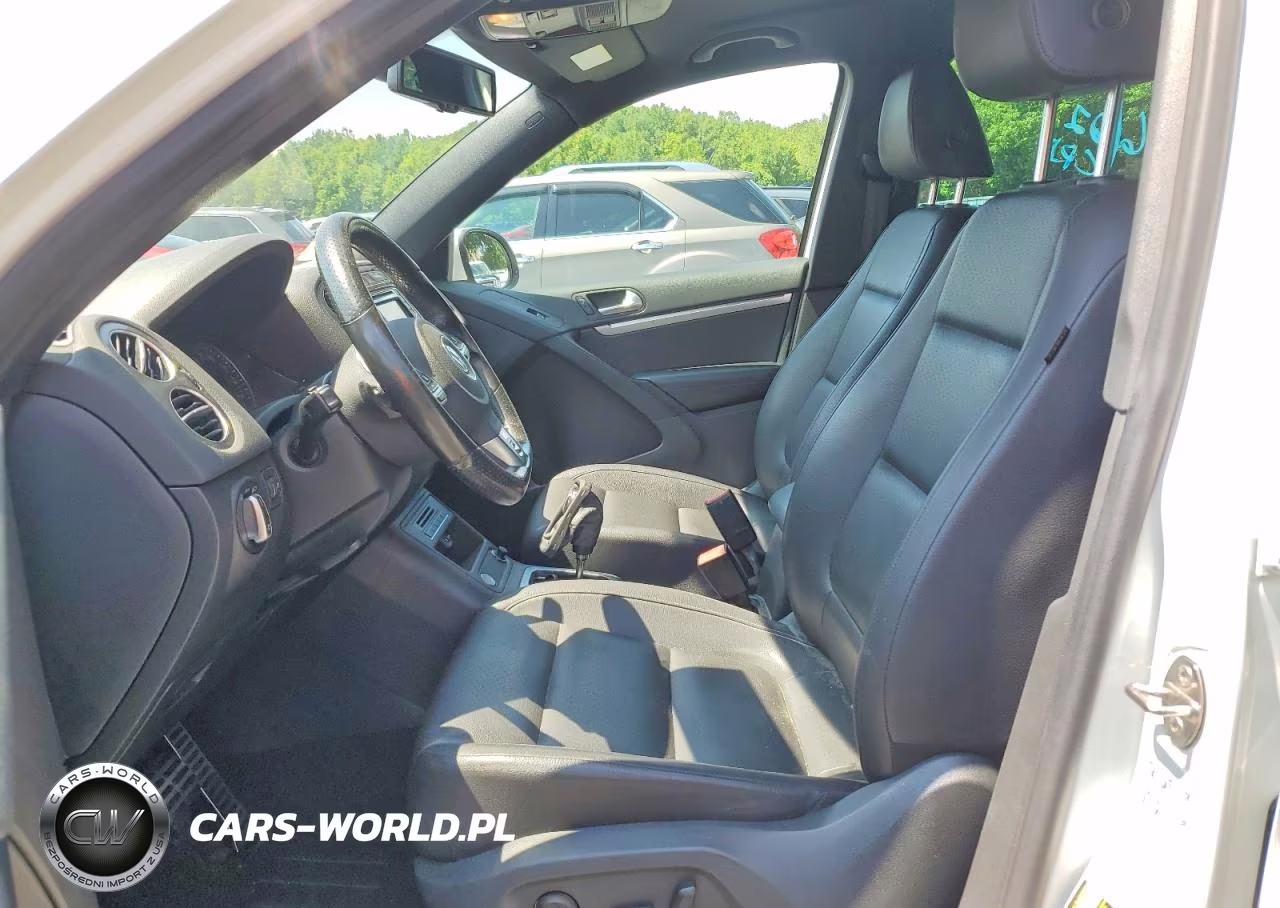 2016 Volkswagen Tiguan VIN:WVGBV7AX2GW609107 - 7