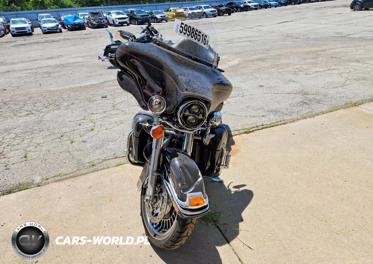 2013 Harley-Davidson Flhtcu Ultra Classic Electra Glide VIN:1HD1FLM19DB636352 - 2