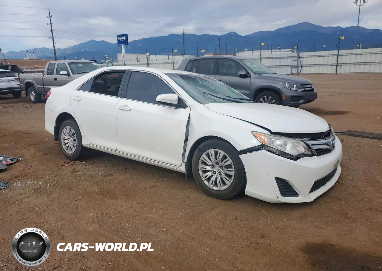 2013 Toyota Camry Le VIN:4T4BF1FK0DR311935 - 4