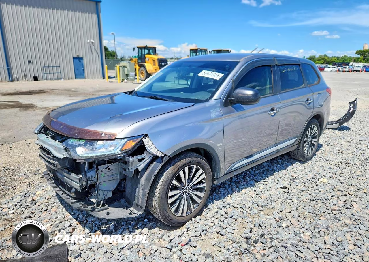 2020 Mitsubishi Outlander Es – zdjęcie 1 z 14