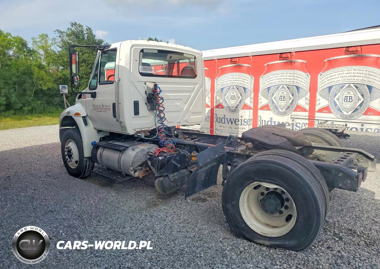 2018 International 4000 4400 - Semi Truck VIN:1HSMKTAN8JH557689 - 2