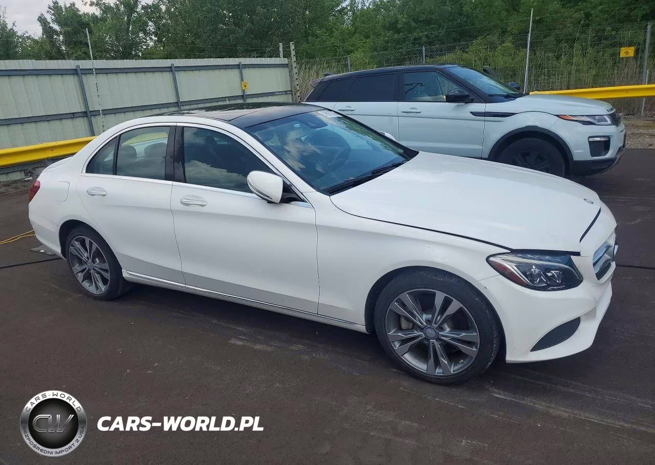 2015 Mercedes-Benz C 300 4Matic VIN:55SWF4KB5FU003743 - 4