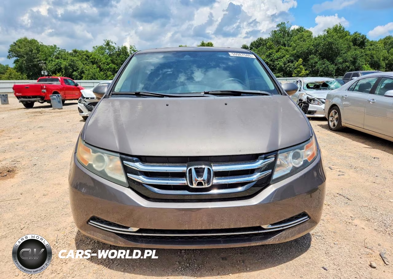 2015 Honda Odyssey VIN:5FNRL5H68FB002092 - 5