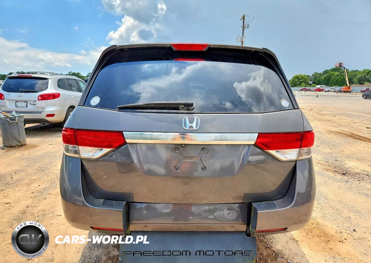 2015 Honda Odyssey VIN:5FNRL5H68FB002092 - 6