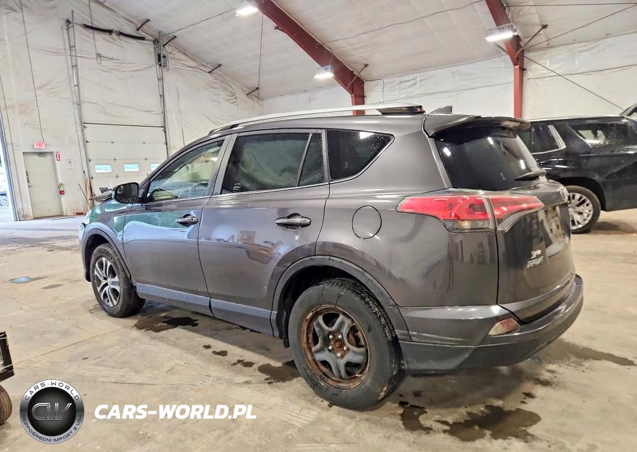 2017 Toyota Rav4 Le VIN:JTMBFREV2HJ135485 - 2