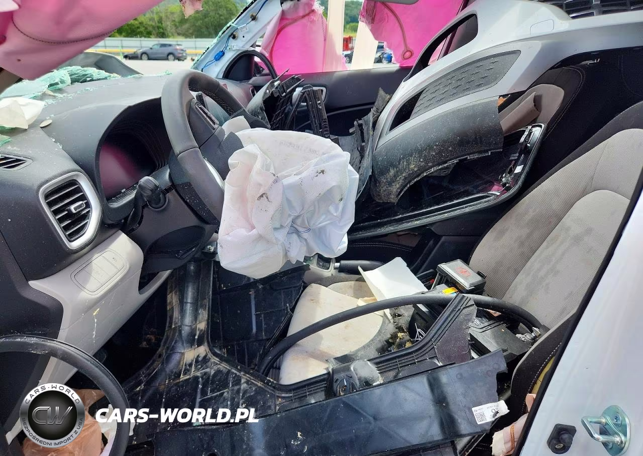 2026 Hyundai Venue Sel VIN:KMHRC8A31TU454384 - 7