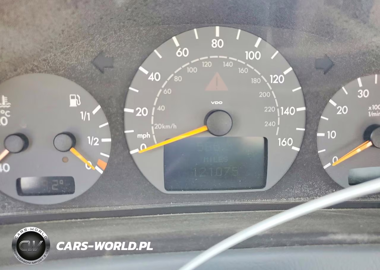 2003 Mercedes-Benz Clk 430 VIN:WDBLK70G03T143688 - 9
