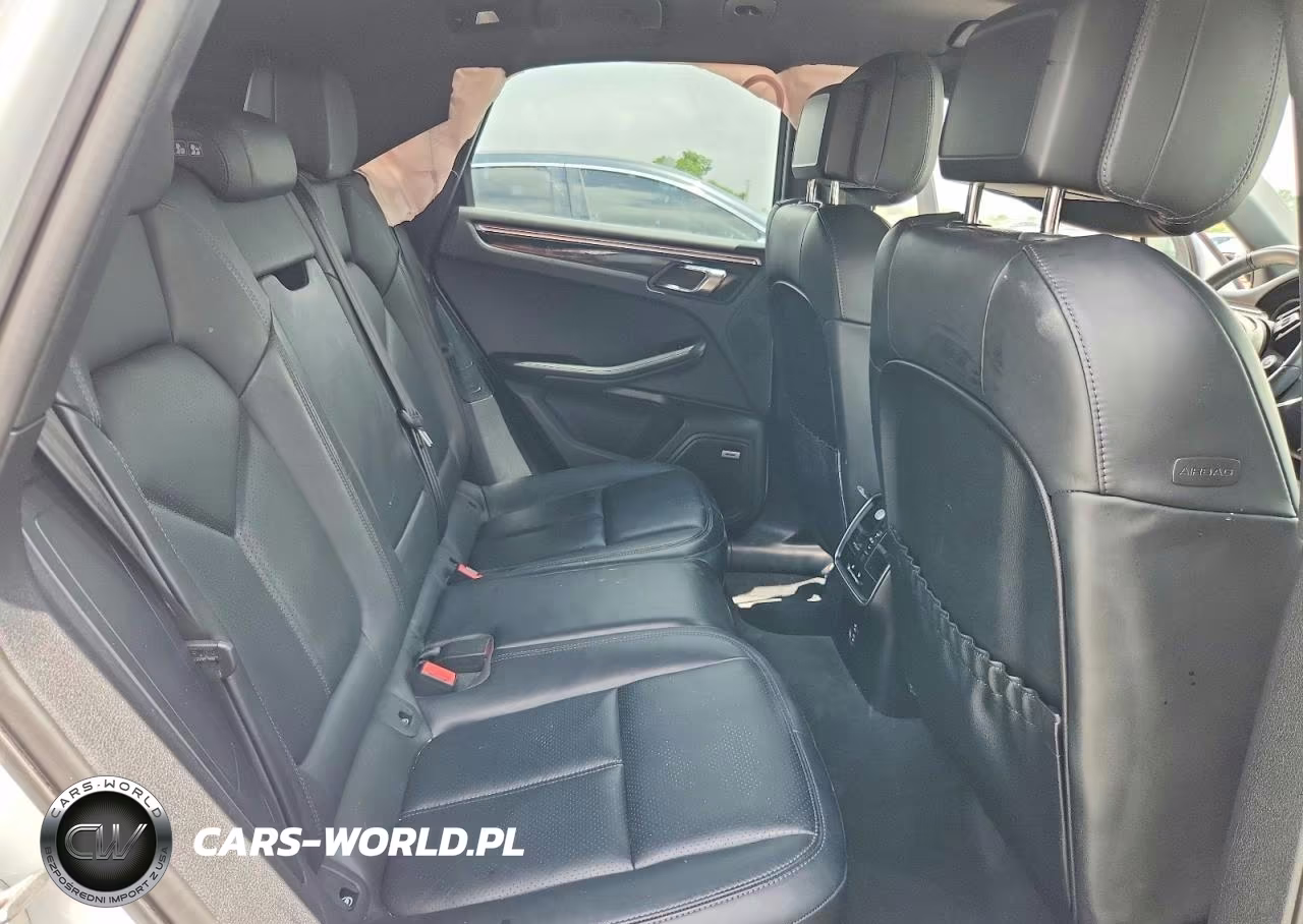 2024 Porsche Macan Base VIN:WP1AA2A50RLB04473 - 11