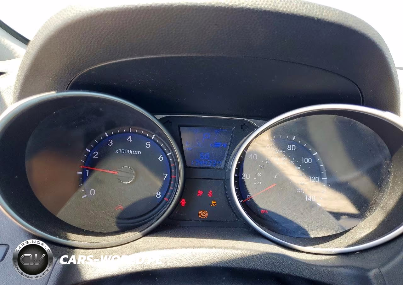 2011 Hyundai Tucson Gls VIN:KM8JU3AC7BU193659 - 9