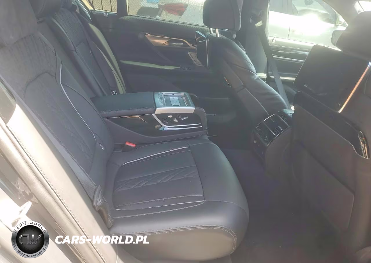 2022 BMW 750 Xi VIN:WBA7U2C05NCH45150 - 10