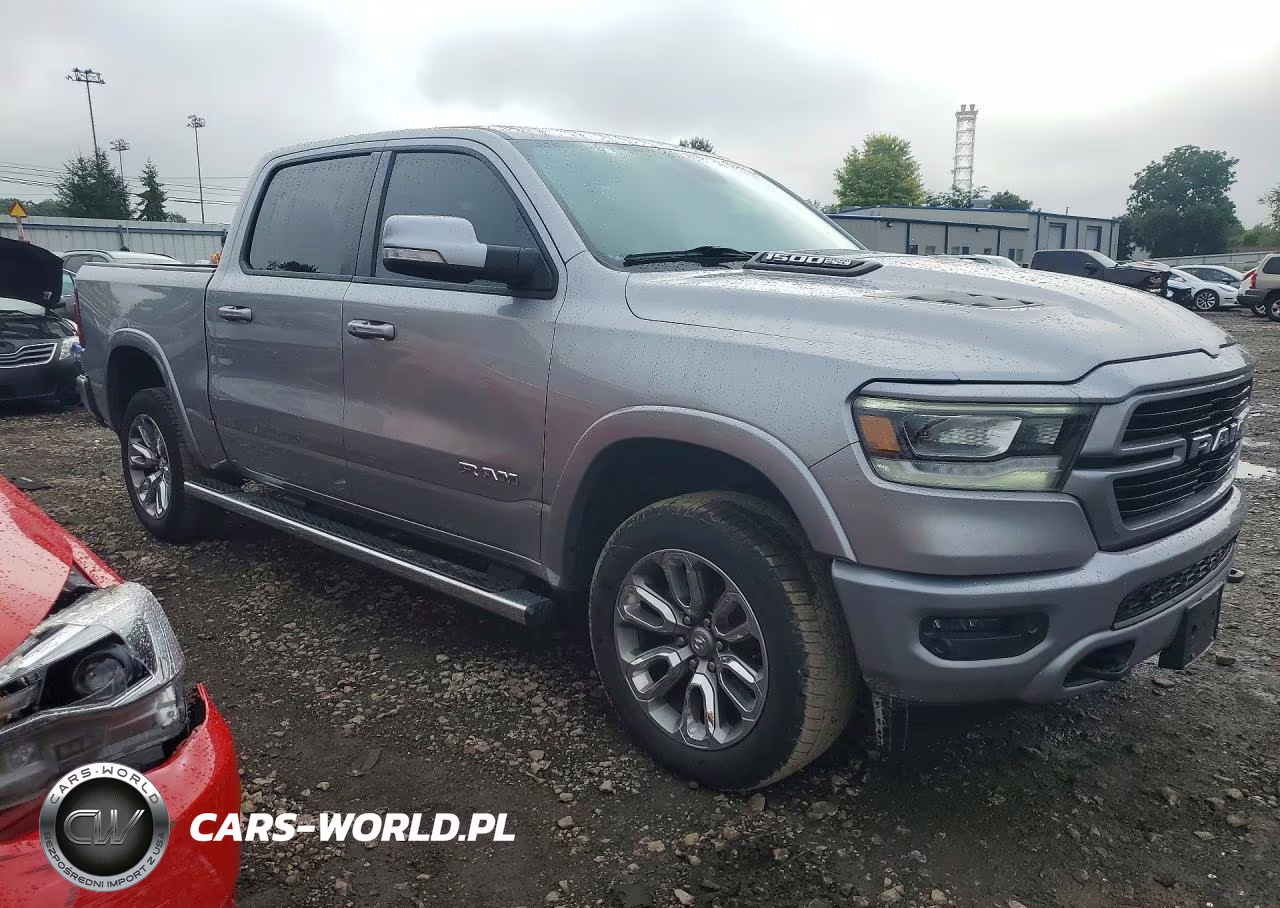 2020 Ram 1500 Laramie VIN:1C6SRFJT8LN189506 - 4