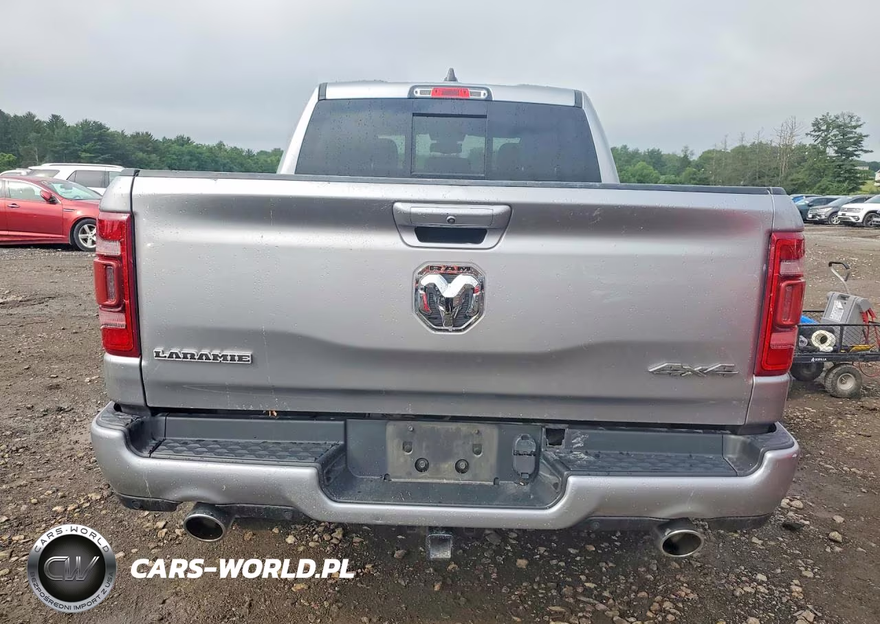2020 Ram 1500 Laramie VIN:1C6SRFJT8LN189506 - 6