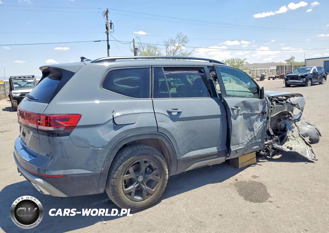 2024 Volkswagen Atlas Peak Edition Sel VIN:1V2GR2CA1RC575738 - 3
