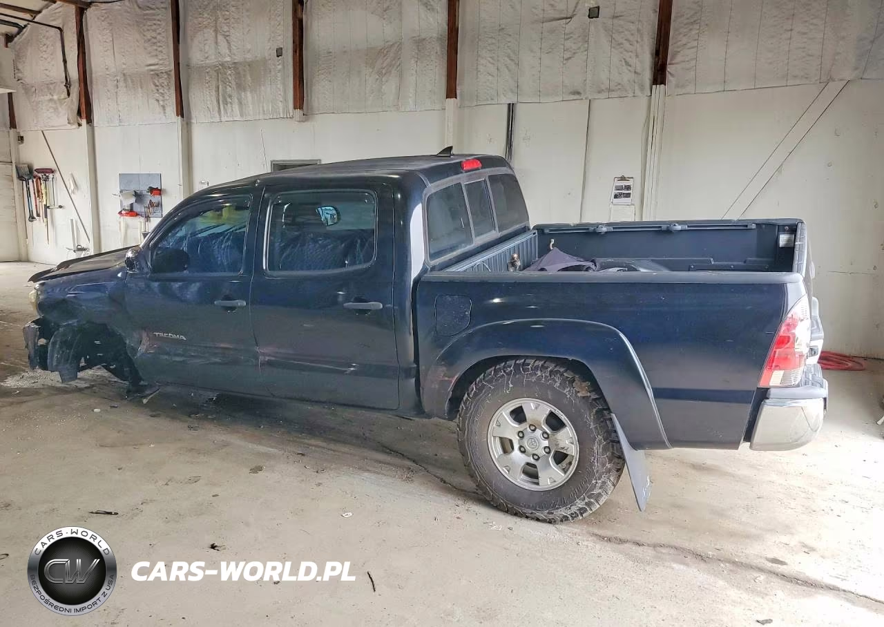 2015 Toyota Tacoma V6 VIN:3TMLU4EN9FM167900 - 2