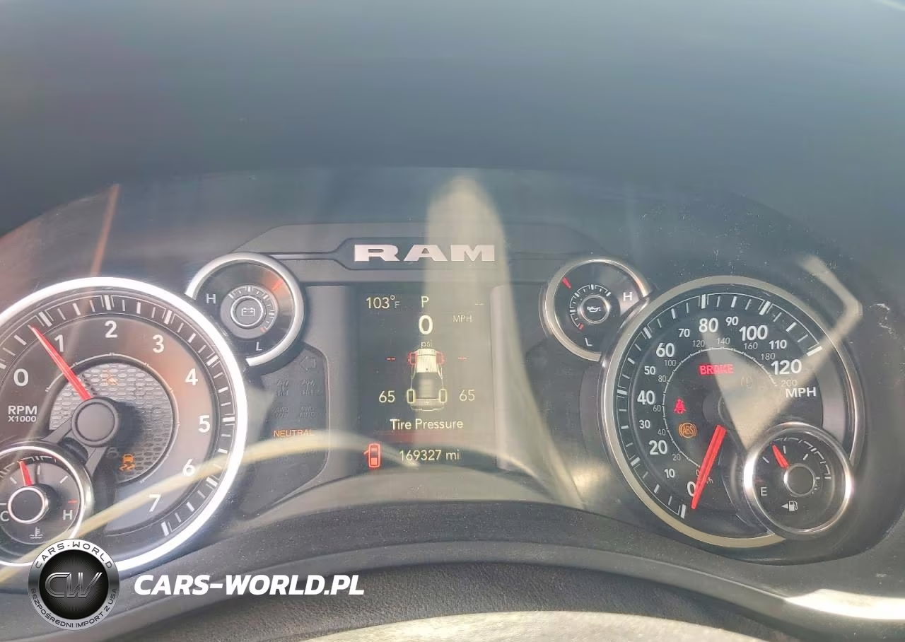 2019 Ram 2500 Tradesman VIN:3C6UR5CJ3KG676778 - 9