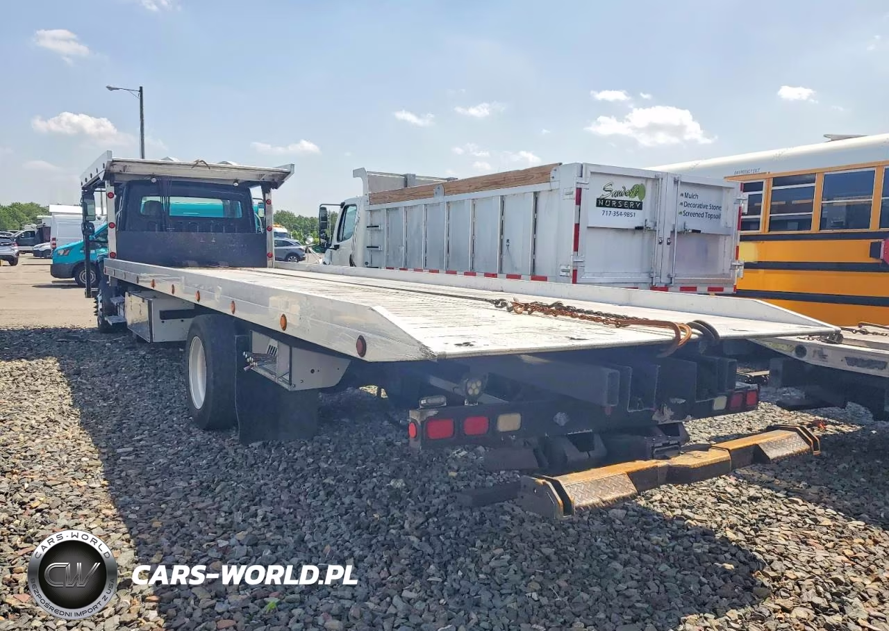 2015 Freightliner M2 106 Medium Duty VIN:1FVACXCY6FHGH2714 - 3