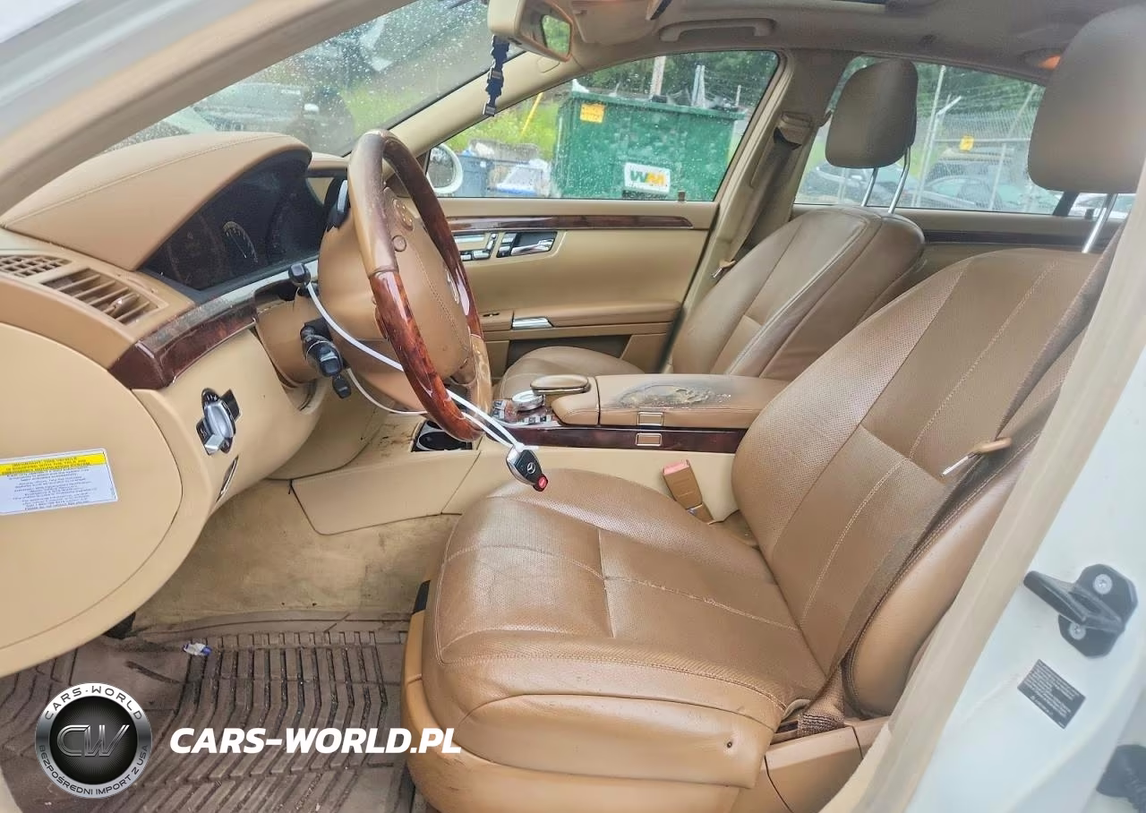 2009 Mercedes-Benz S 550 VIN:WDDNG71X39A246107 - 7