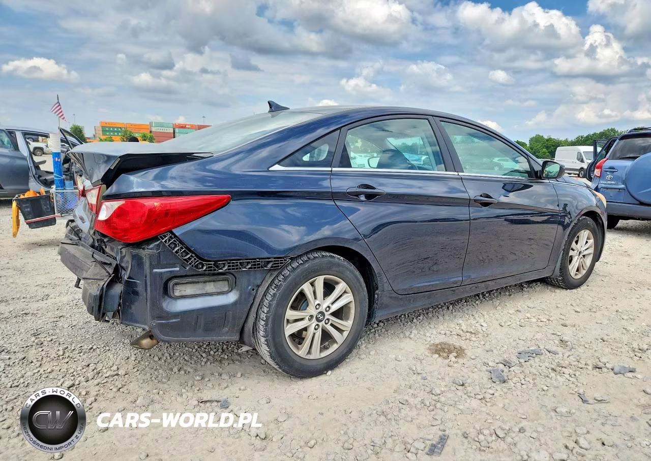 2011 Hyundai Sonata Gls VIN:5NPEB4AC4BH136654 - 3