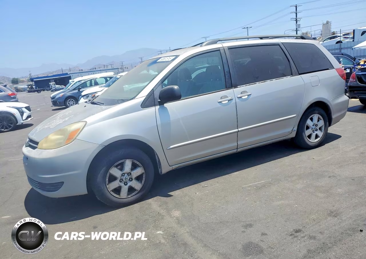 2005 Toyota Sienna Le 8 Passenger