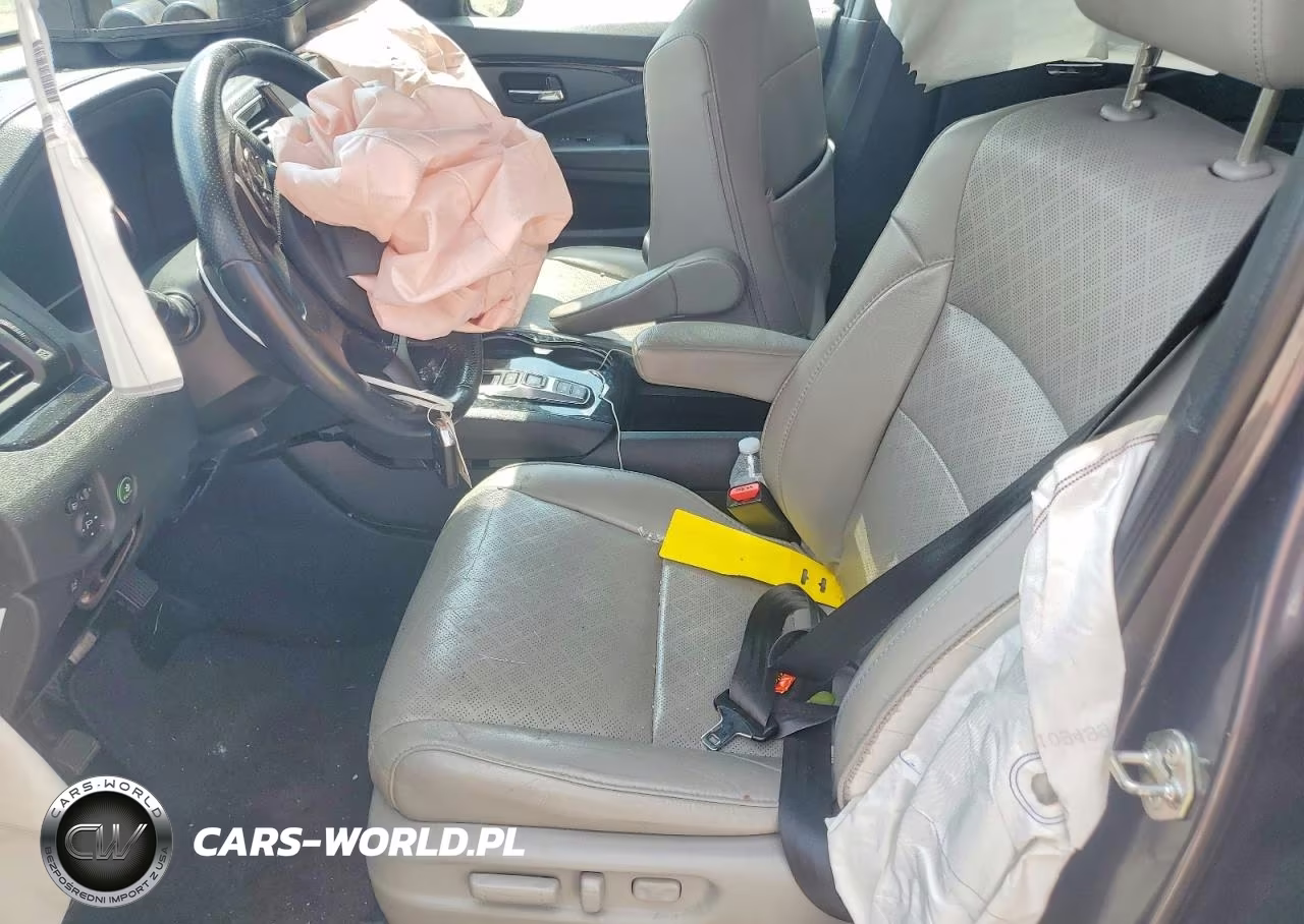 2019 Honda Passport Elite VIN:5FNYF8H03KB006478 - 7