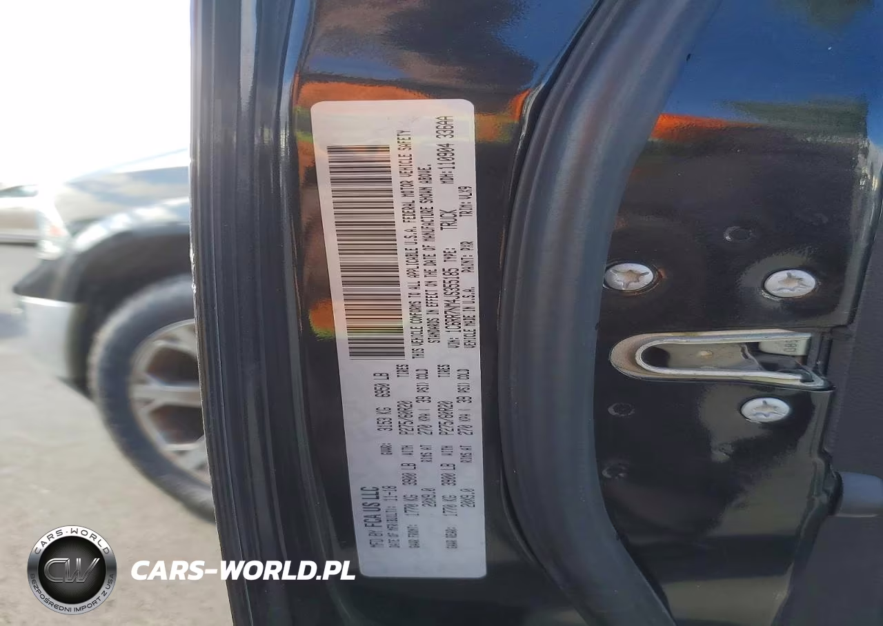 2018 Ram 1500 Laramie VIN:1C6RR7NM4JS355185 - 12