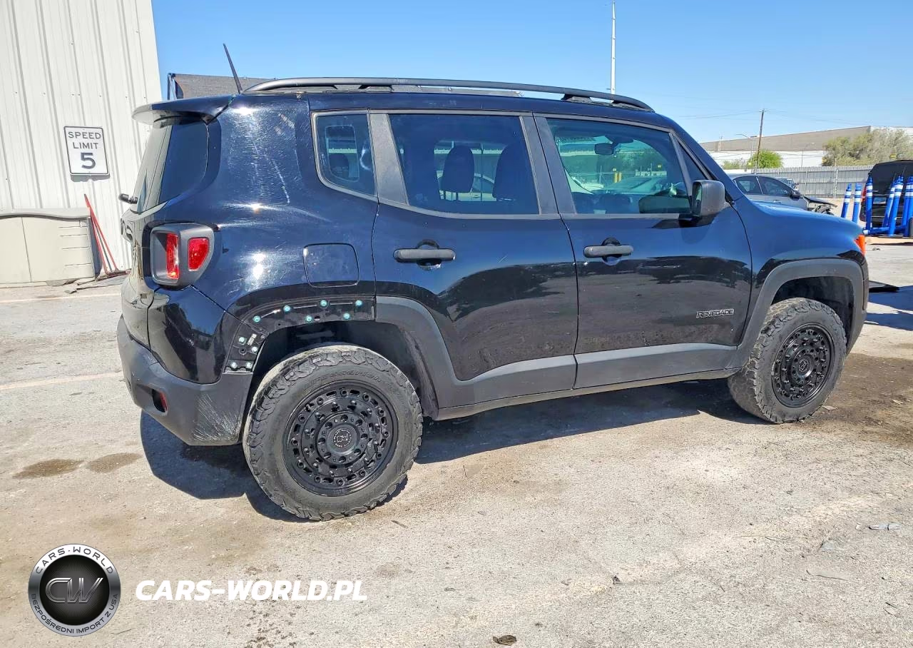 2017 Jeep Renegade Sport VIN:ZACCJAAH5HPG17551 - 3