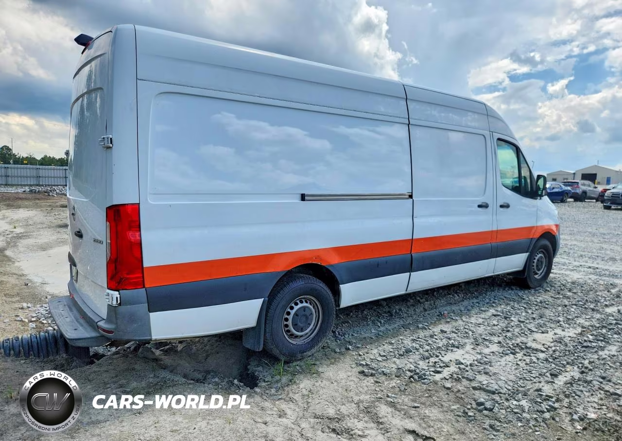 2021 Freightliner Sprinter 2500 VIN:W2Y40CHY6MT045105 - 3