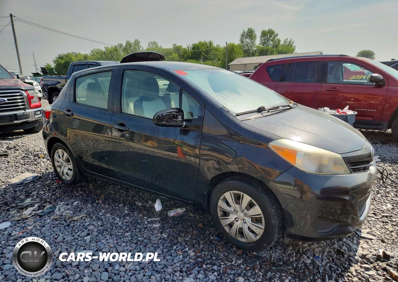 2014 Toyota Yaris 5-Door Le VIN:JTDKTUD35ED574153 - 4