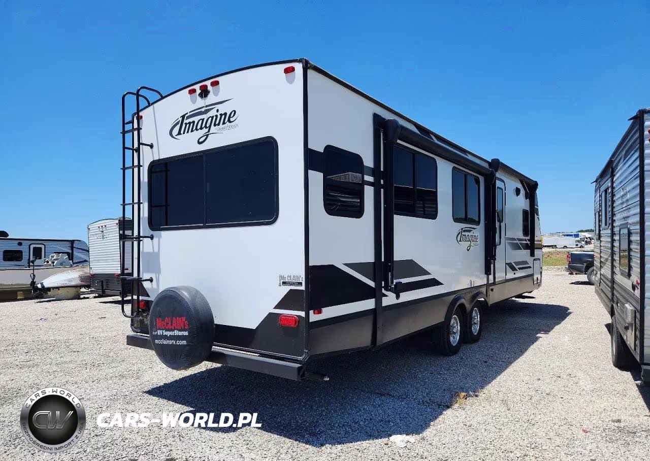 2022 Grand Design Imagine Camper VIN:573TE3421N6634474 - 4