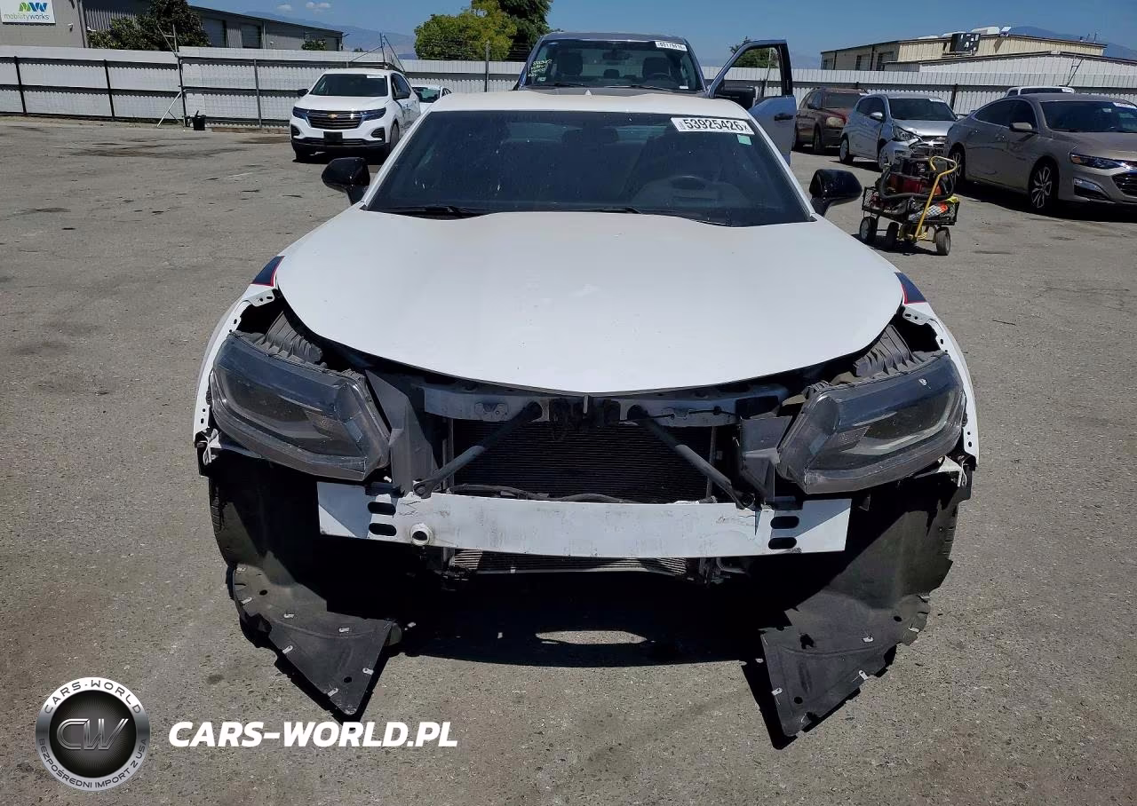 2017 Chevrolet Camaro Lt VIN:1G1FD1RS1H0199024 - 5