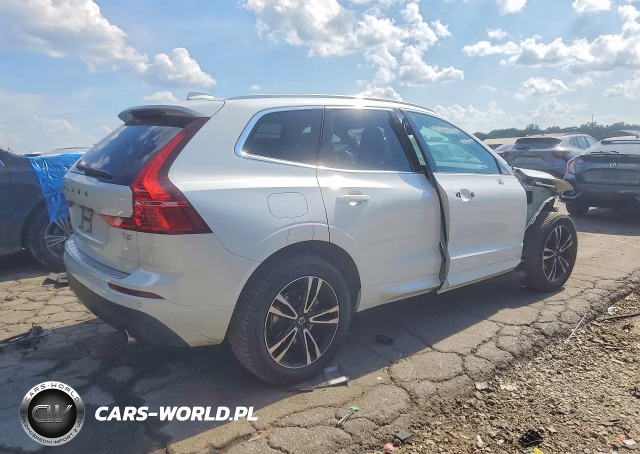 2021 Volvo Xc60 T5 Momentum VIN:YV4102DKXM1733133 - 3