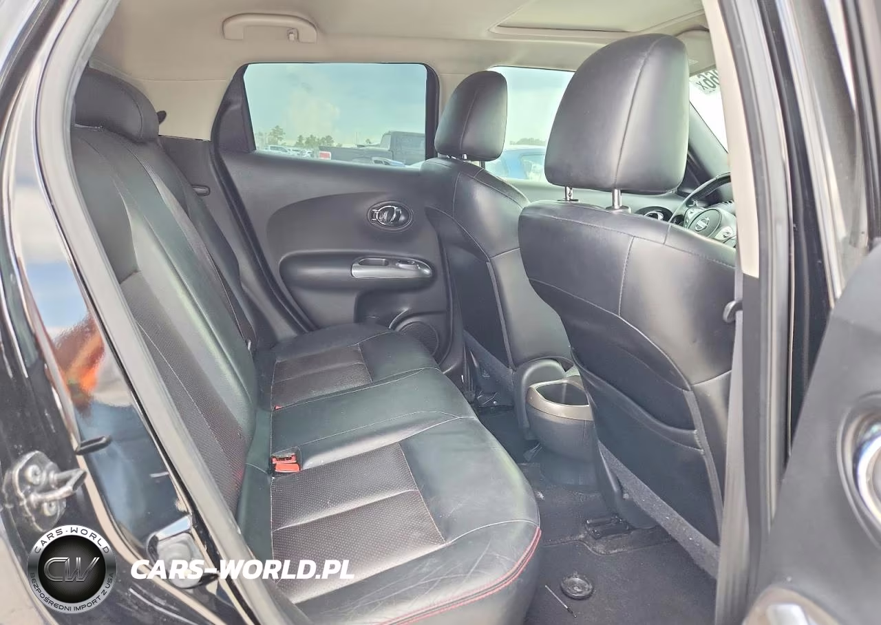 2012 Nissan Juke S VIN:JN8AF5MRXCT111607 - 11