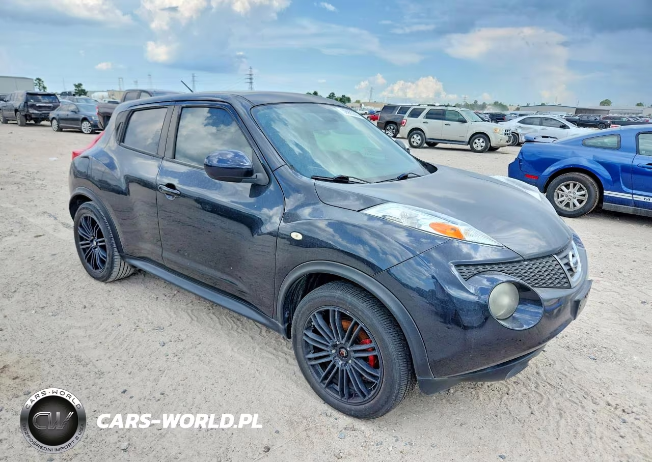 2012 Nissan Juke S VIN:JN8AF5MRXCT111607 - 4