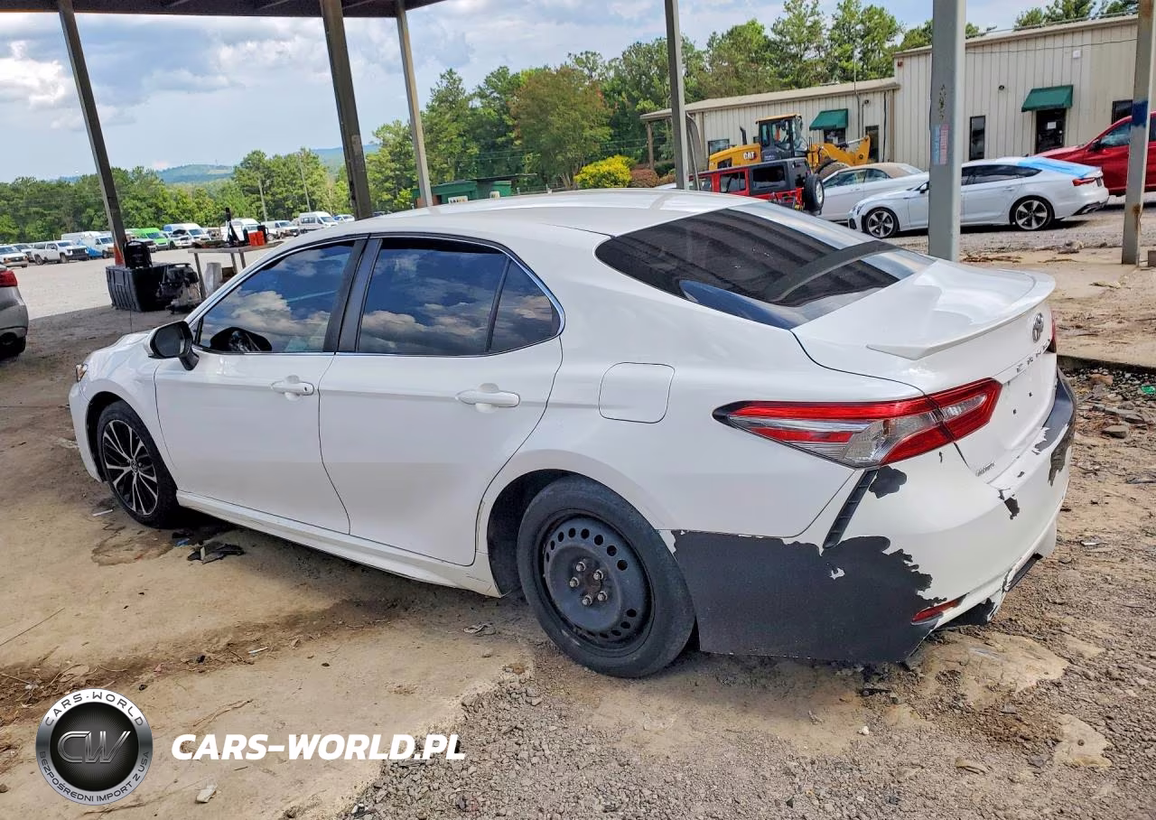 2018 Toyota Camry Se VIN:4T1B11HK2JU085785 - 2