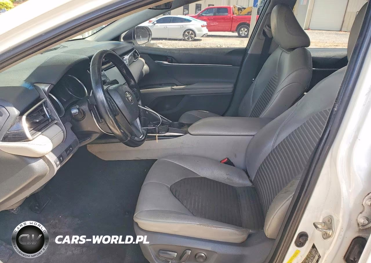 2018 Toyota Camry Se VIN:4T1B11HK2JU085785 - 7