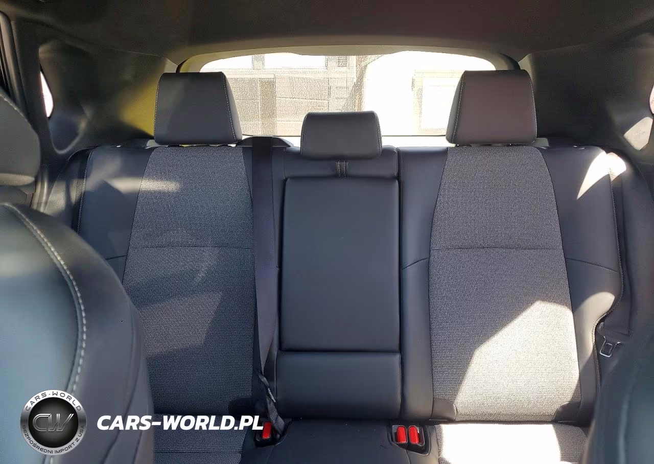 2026 Toyota Bz Xle VIN:JTMBFAEB6TA003068 - 10