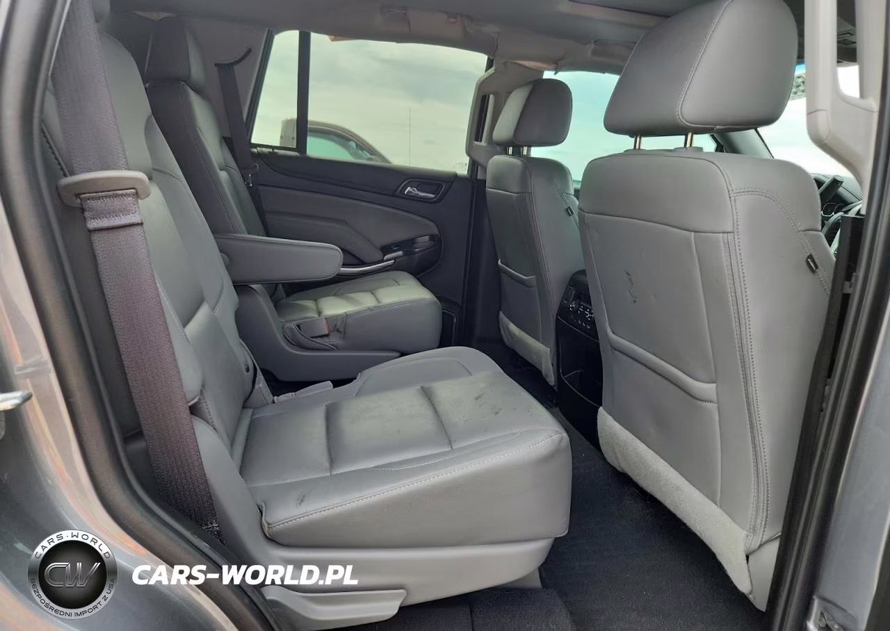 2019 Chevrolet Tahoe VIN:1GNSKBKC8KR291858 - 11