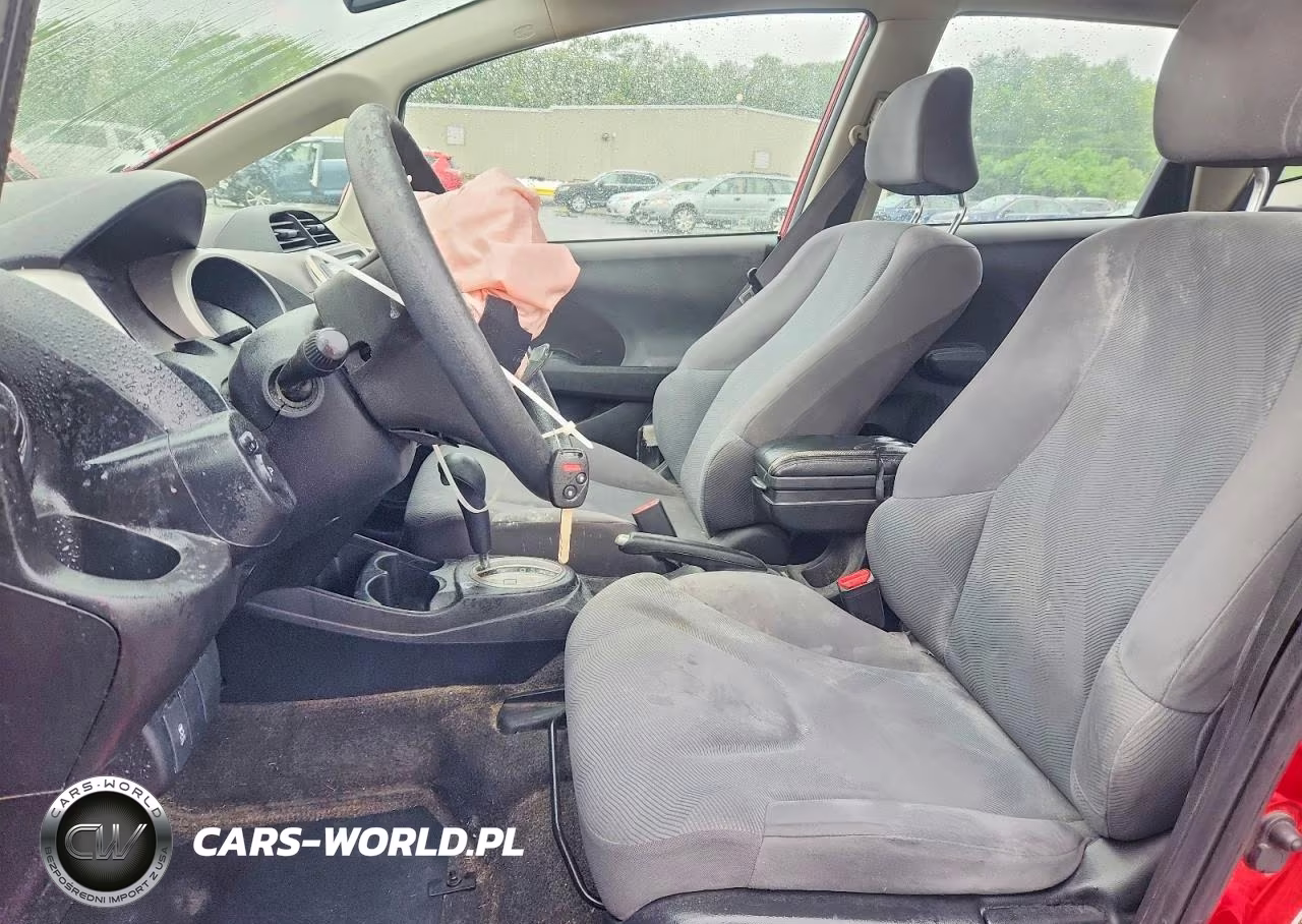 2012 Honda Fit VIN:JHMGE8H39CC033545 - 7
