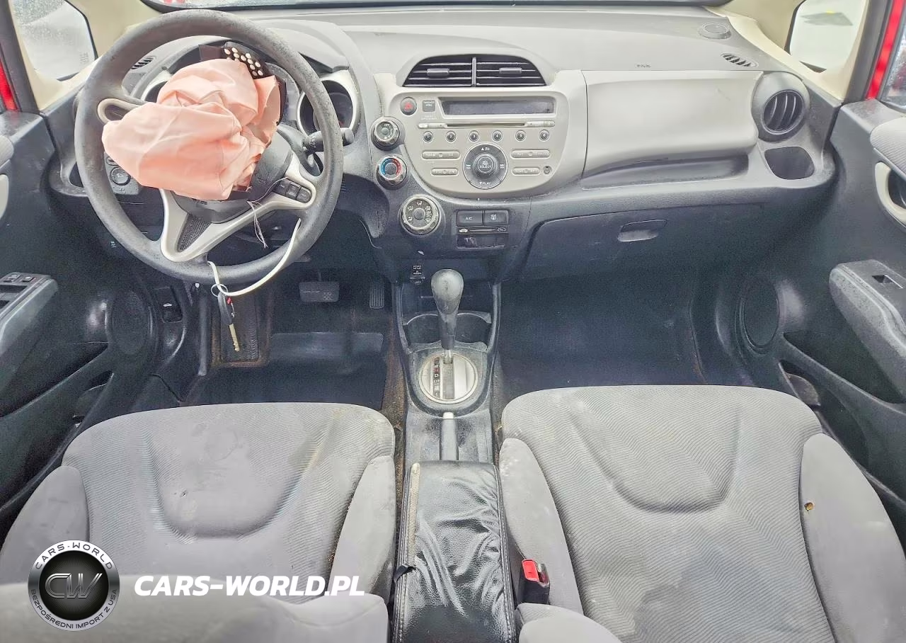 2012 Honda Fit VIN:JHMGE8H39CC033545 - 8