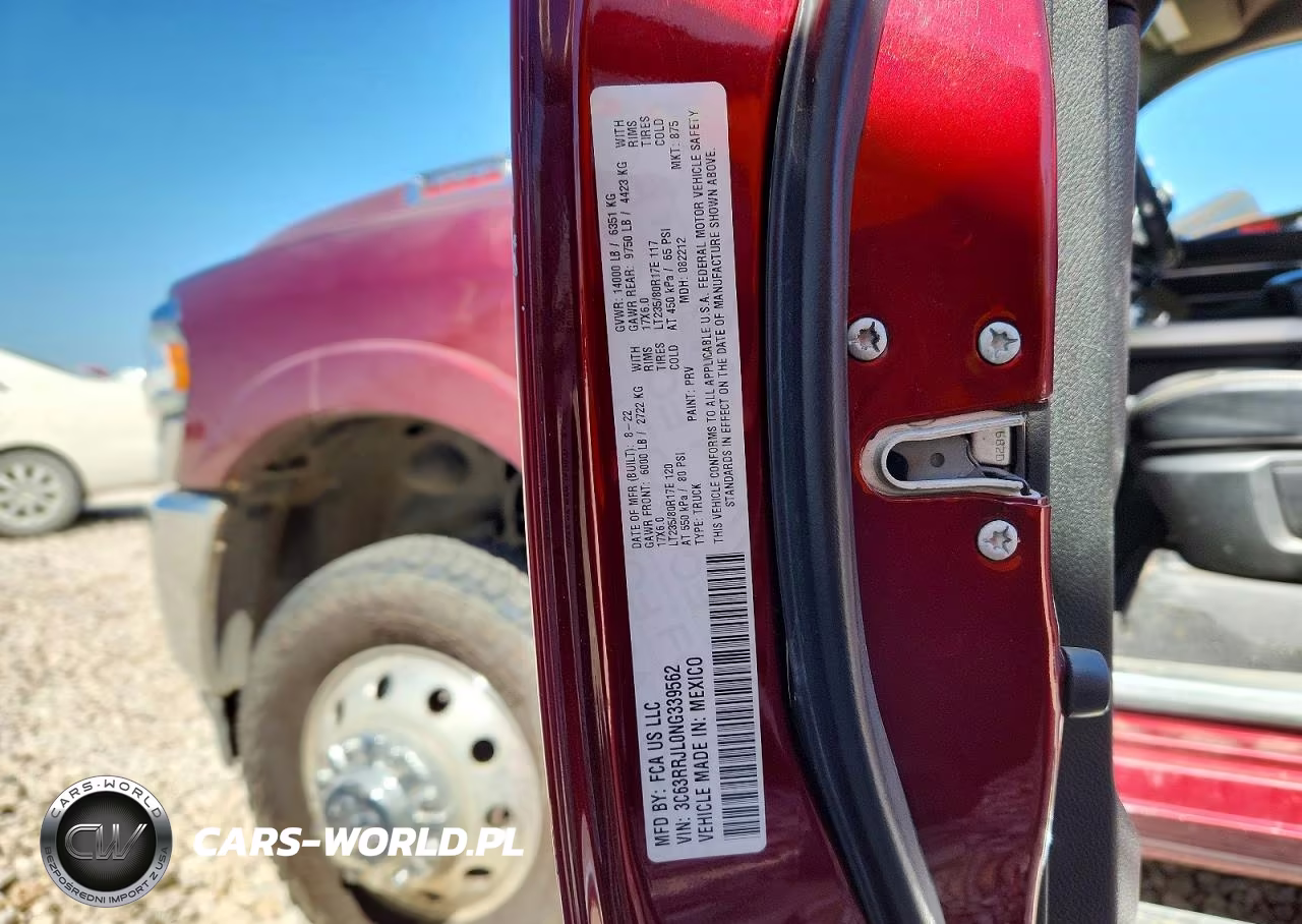 2022 Ram 3500 Laramie VIN:3C63RRJL0NG339562 - 13