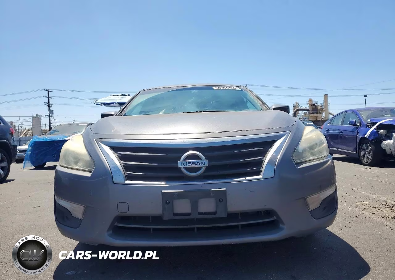 2014 Nissan Altima 2.5 S VIN:1N4AL3AP0EN258480 - 5
