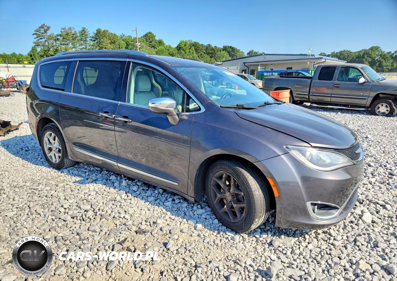 2020 Chrysler Pacifica Limited VIN:2C4RC1GG7LR275673 - 4