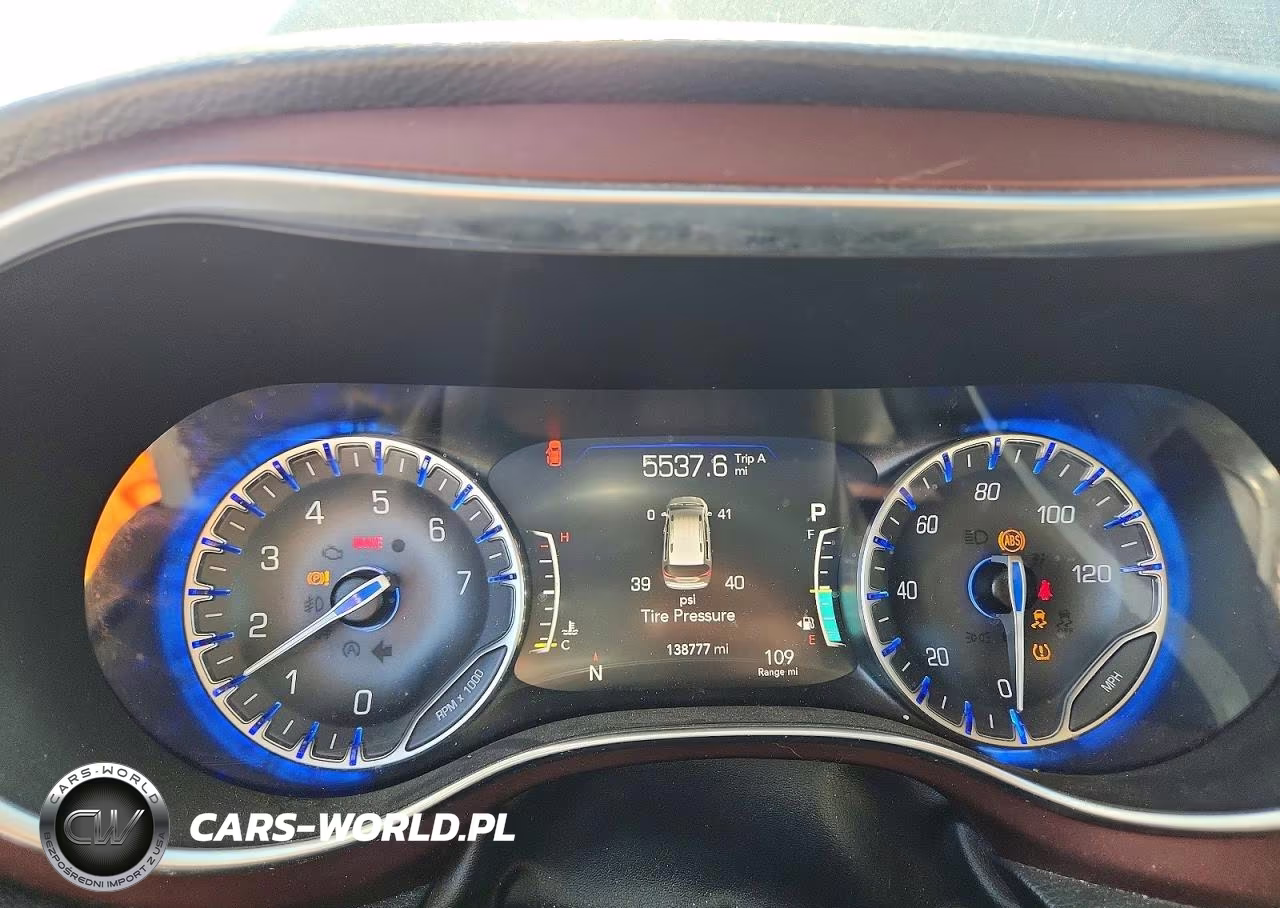 2020 Chrysler Pacifica Limited VIN:2C4RC1GG7LR275673 - 9