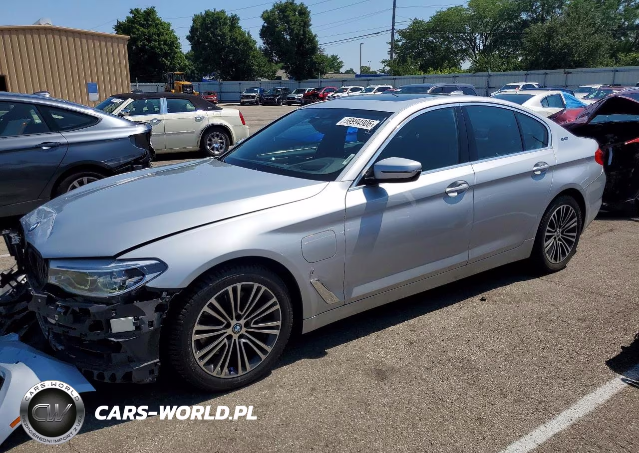 2019 BMW 530Xe