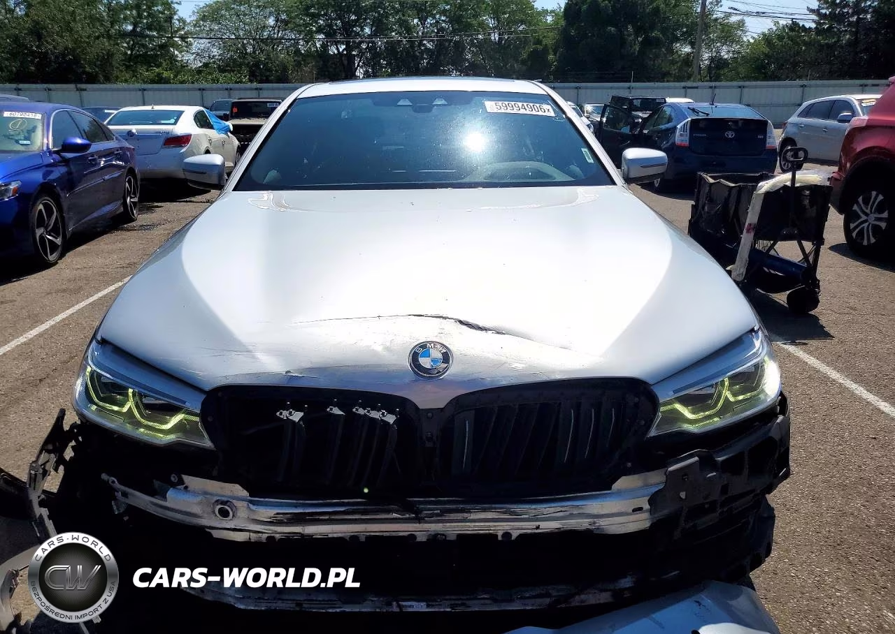 2019 BMW 530Xe VIN:WBAJB1C59KB375966 - 5