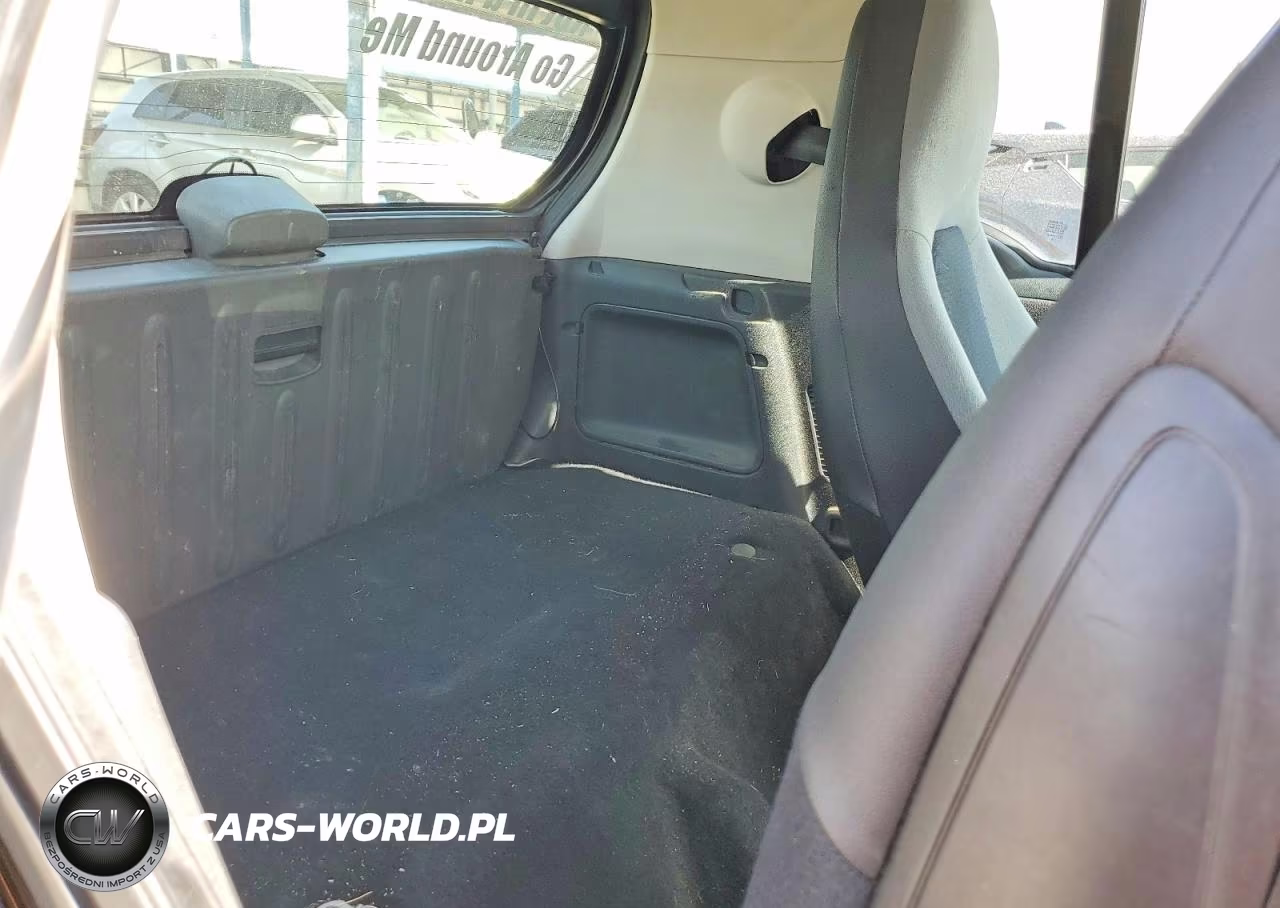 2010 Smart Fortwo Pure VIN:WMEEJ3BA0AK385352 - 10
