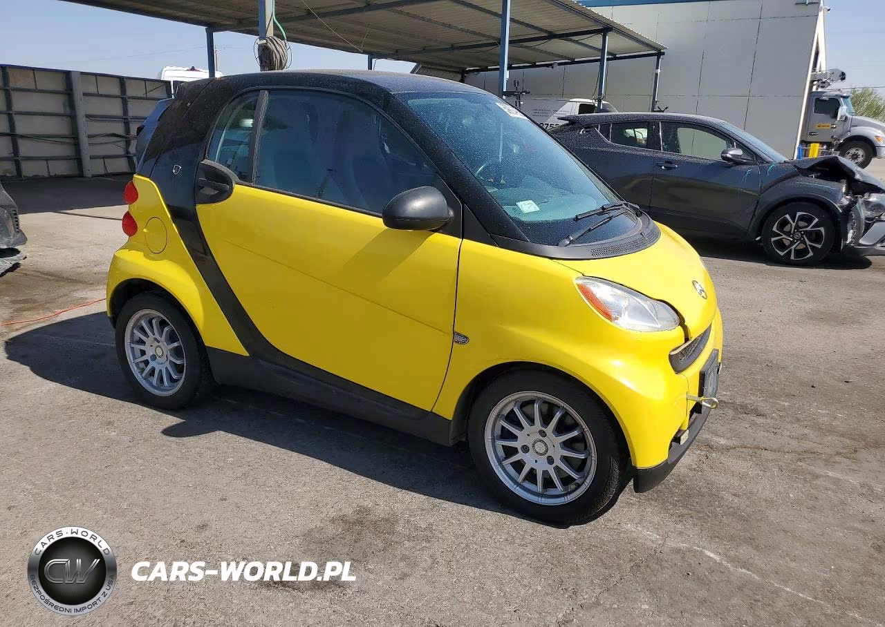 2010 Smart Fortwo Pure VIN:WMEEJ3BA0AK385352 - 4