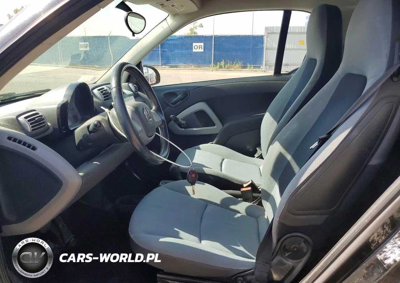 2010 Smart Fortwo Pure VIN:WMEEJ3BA0AK385352 - 7