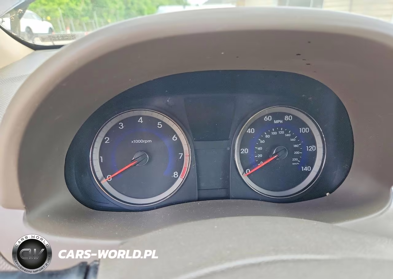 2013 Hyundai Accent Gls VIN:KMHCT4AE7DU584901 - 9