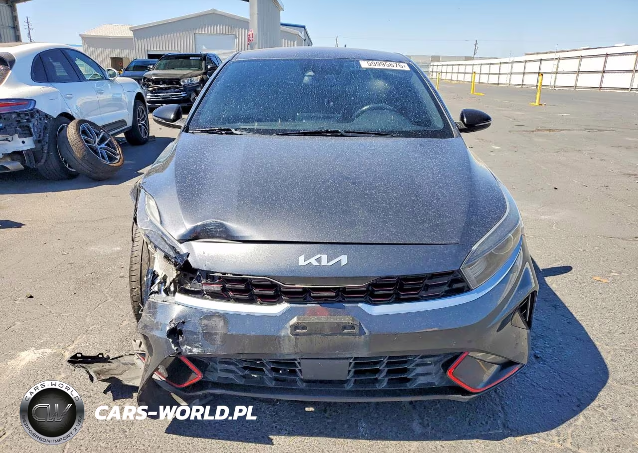2022 Kia Forte Gt Line VIN:3KPF54AD8NE438364 - 5